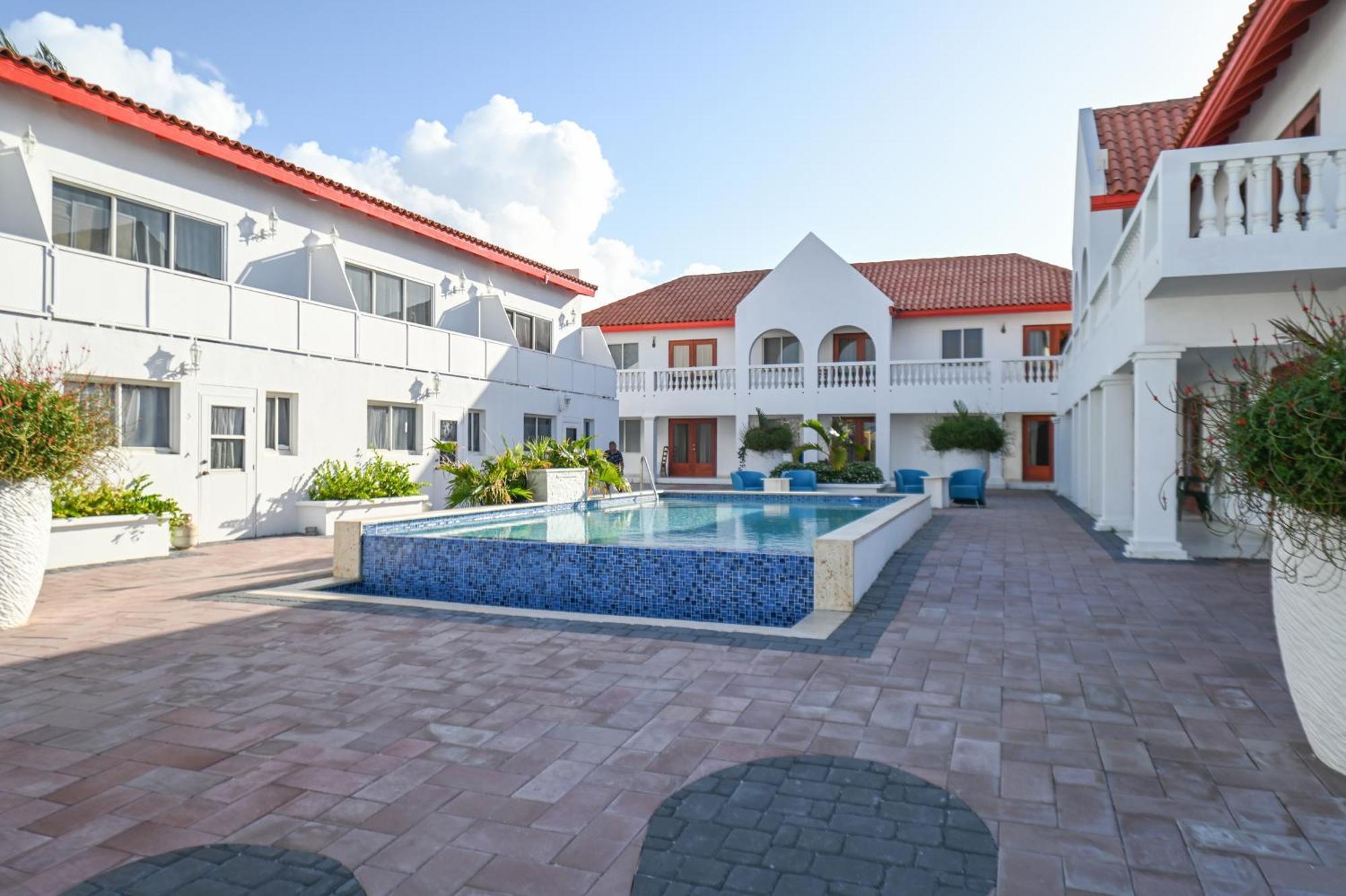 E Solo Aruba Apartments Oranjestad Exterior foto